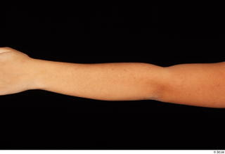 Zahara forearm nude 0004.jpg